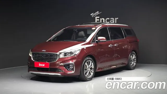 Kia Carnival — экстерьер