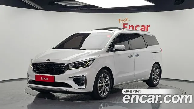 Kia Carnival — экстерьер