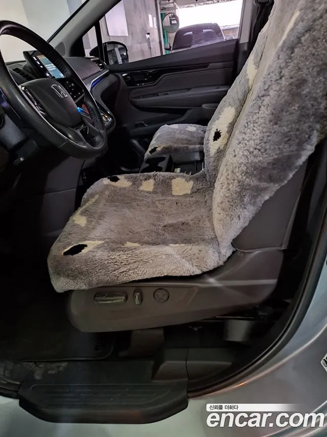 Honda Odyssey — интерьер