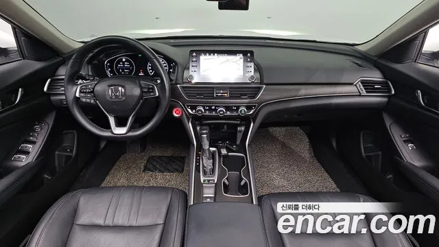 Honda Accord — интерьер