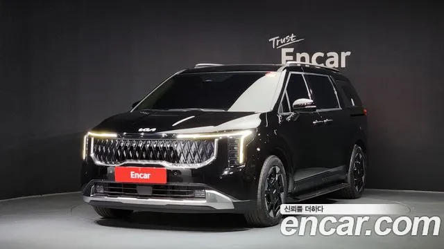Kia Carnival — экстерьер