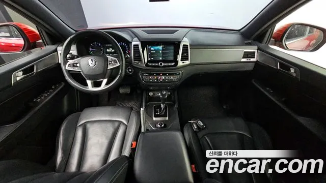 KG Mobility Rexton — интерьер