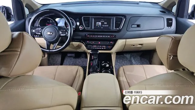 Kia Carnival — интерьер