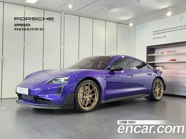 Porsche Taycan