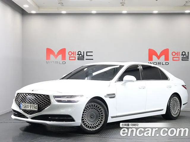 Genesis G90