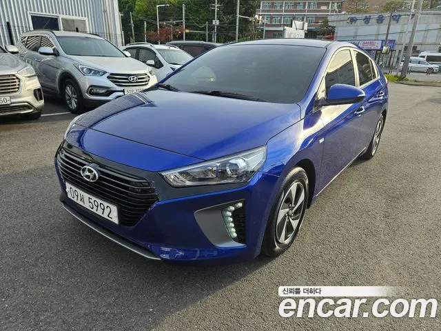 Hyundai Ioniq