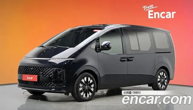 Hyundai Staria