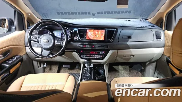 Kia Carnival — интерьер