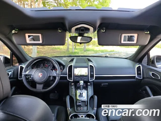 Porsche Cayenne — интерьер