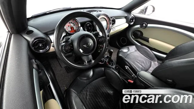 MINI Coupe — интерьер