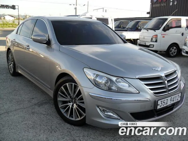 Hyundai Genesis