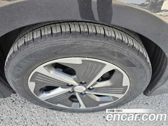 Hyundai Sonata — интерьер