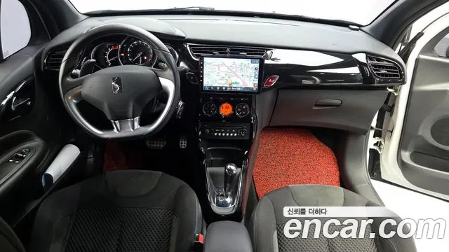 Citroën / DS DS3 — интерьер