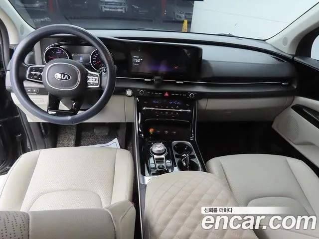 Kia Carnival — интерьер