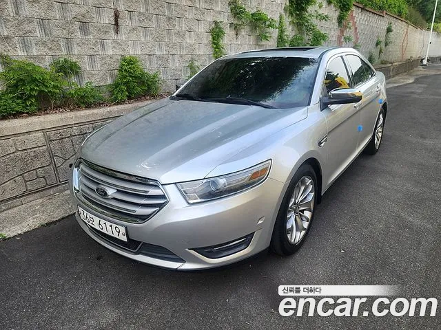 Ford Taurus