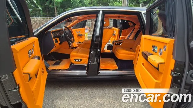 Rolls-Royce Phantom — интерьер