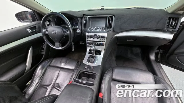 Infiniti G — интерьер