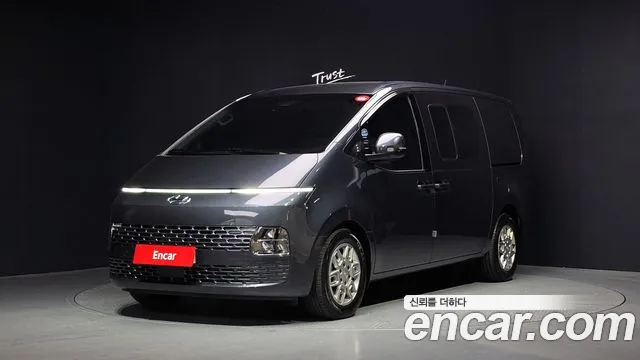 Hyundai Staria