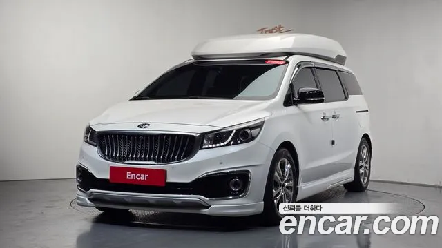 Kia Carnival — экстерьер