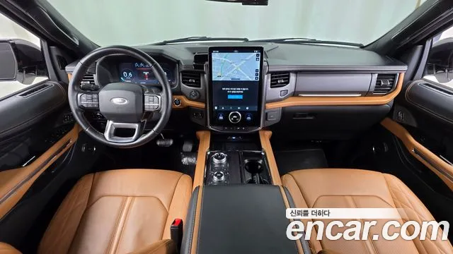 Ford Expedition — интерьер