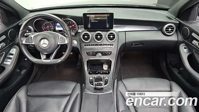 Mercedes-Benz C-класс — интерьер