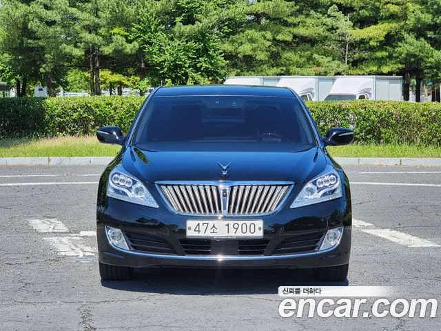 Hyundai Equus