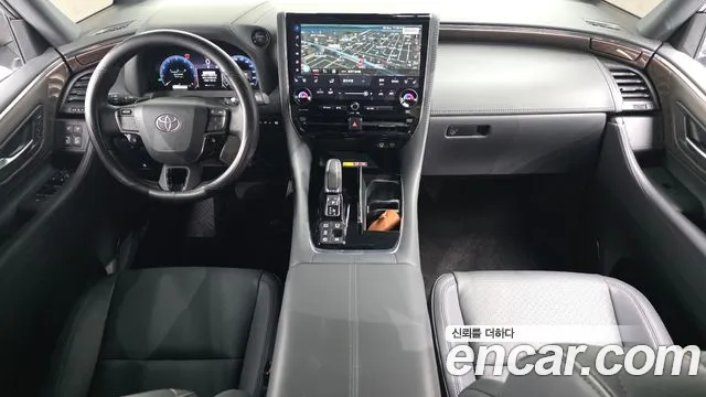 Toyota Alphard — интерьер