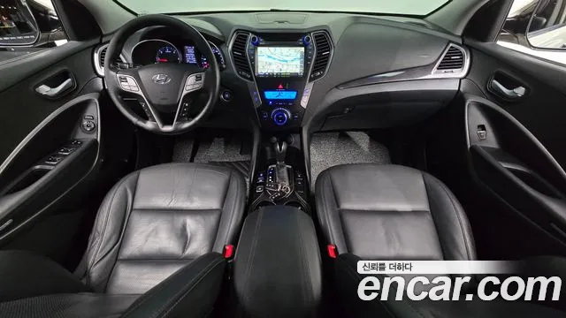 Hyundai Santa Fe — интерьер