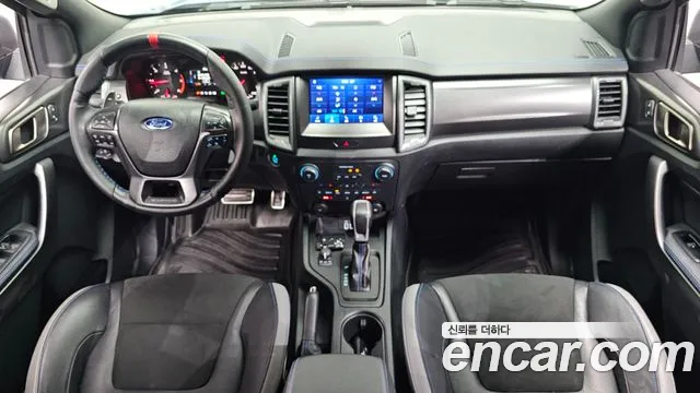 Ford Ranger — интерьер