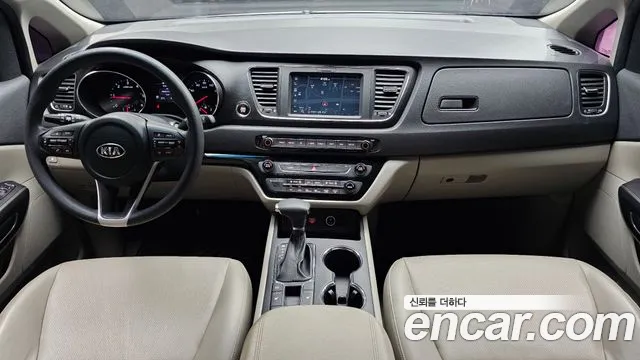 Kia Carnival — интерьер