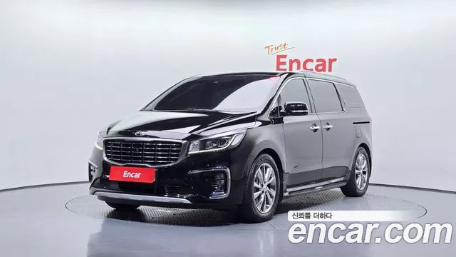 Kia Carnival — экстерьер