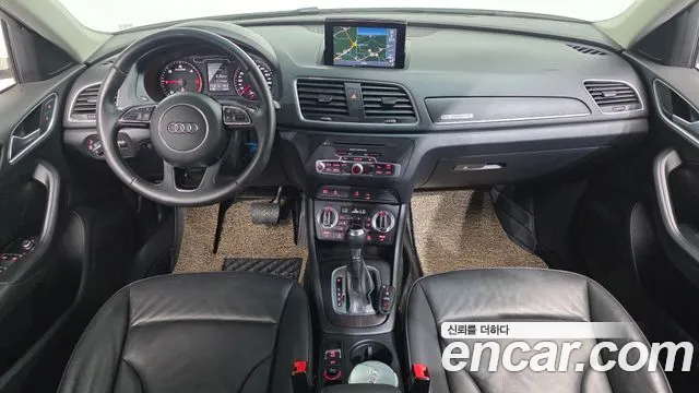 Audi Q3 — интерьер