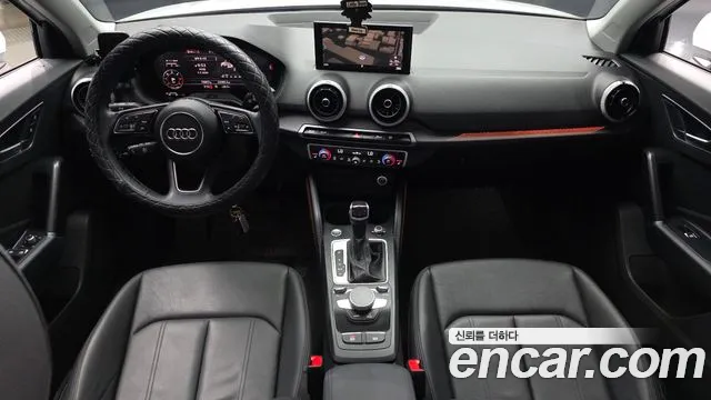 Audi Q2 — интерьер