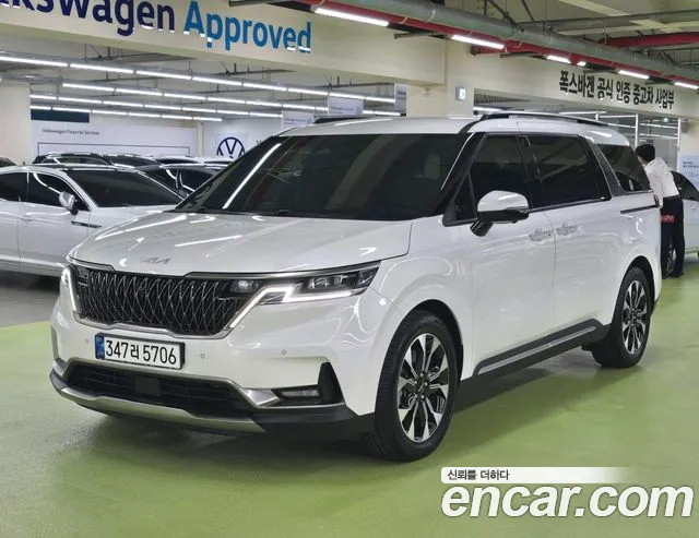 Kia Carnival — экстерьер