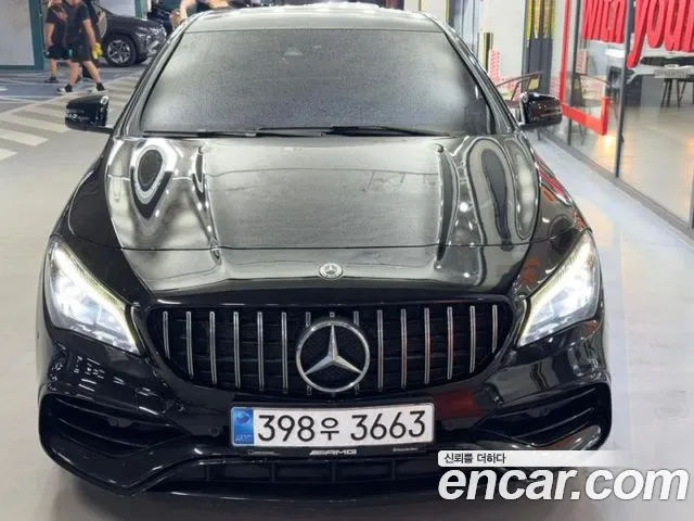 Mercedes-Benz CLA-класс