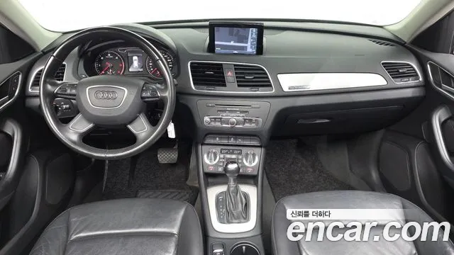 Audi Q3 — интерьер