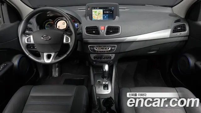 Renault Korea SM3 — интерьер