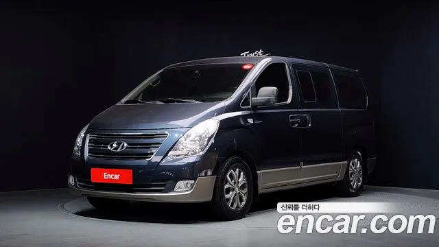 Hyundai Starex
