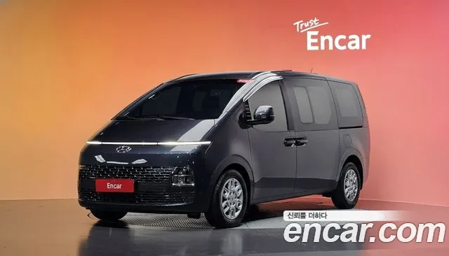 Hyundai Staria