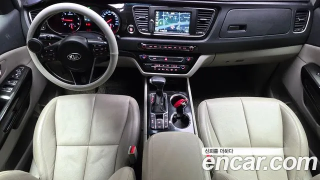 Kia Carnival — интерьер