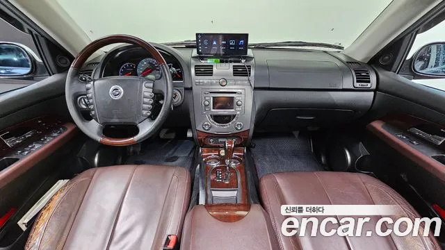 KG Mobility Rexton — интерьер