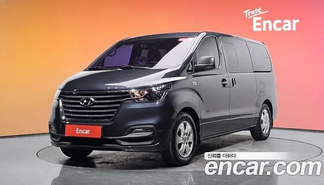 Hyundai Starex