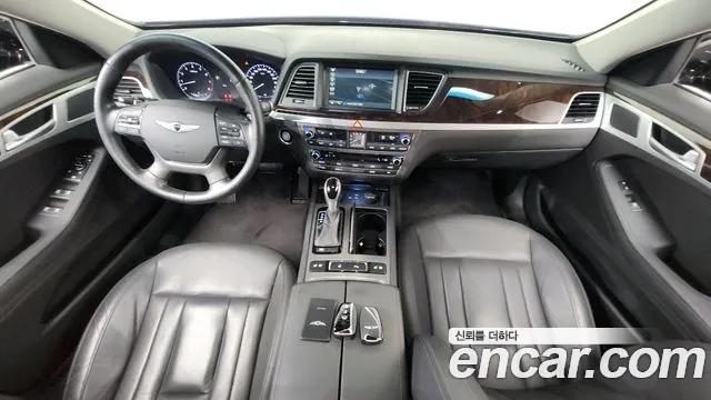 Hyundai Genesis — интерьер