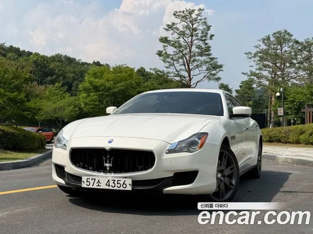 Maserati Quattroporte