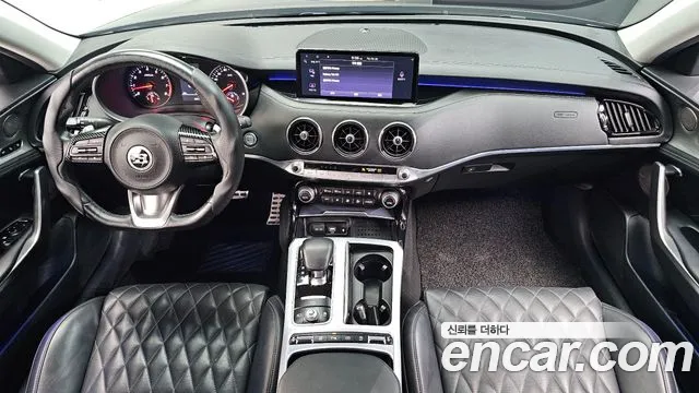 Kia Stinger — интерьер