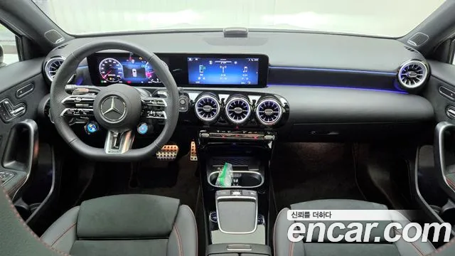 Mercedes-Benz A-класс — интерьер