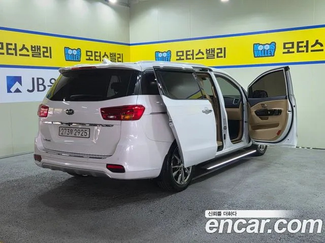 Kia Carnival — интерьер
