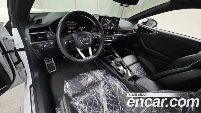 Audi S5 — интерьер