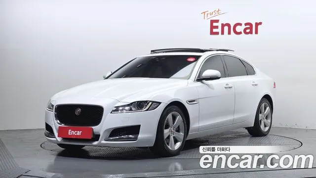 Jaguar XF