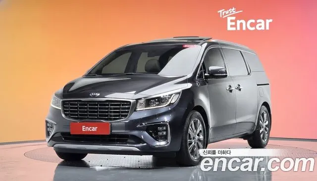 Kia Carnival — экстерьер